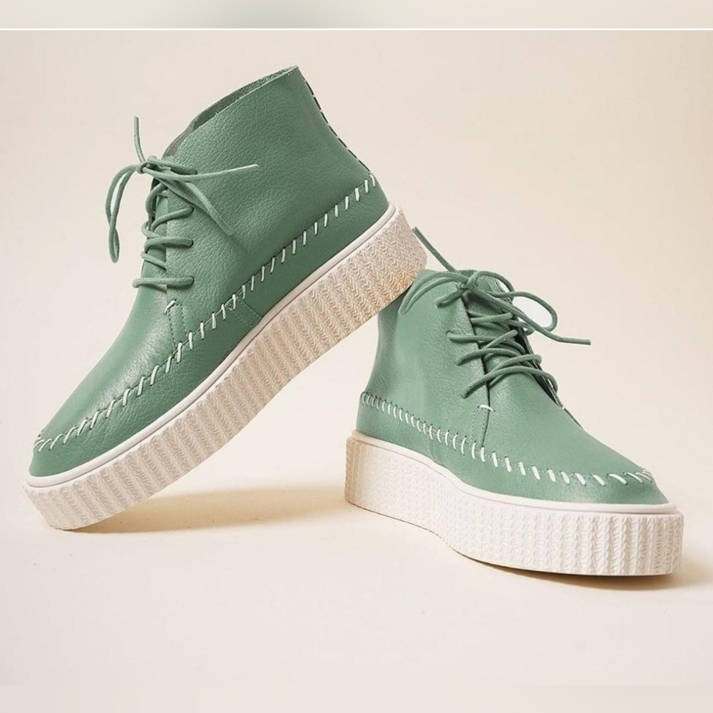 Charlotte Stone Darcy leather shoes in comet